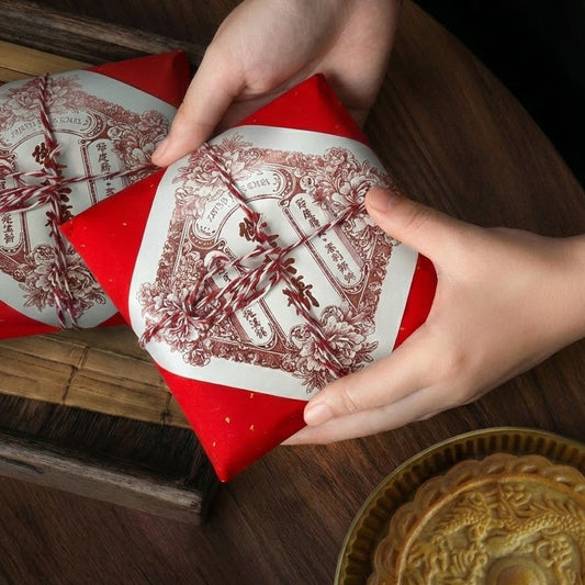 Vintage Wrapped Grand Reunion Cake | 复古纸包大团圆禧饼